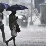 സംസ്ഥാനത്ത് മഴ വീണ്ടും ശക്തമാകുന്നു; 10 ജില്ലകളിൽ യെല്ലോ അലേർട്ട്