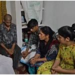 ചേരാനല്ലൂർ അപകടം: കൊല്ലപ്പെട്ട ജയബാലകൃഷ്ണന്റെ കുടുംബത്തെ ആശ്വസിപ്പിക്കാൻ മുഖ്യമന്ത്രി വീട്ടിലെത്തി; ജഡ്ജി തെളിവ് നശിപ്പിച്ചെന്ന് കുടുംബം, പരാതി നൽകി