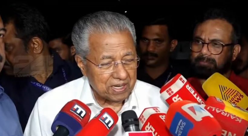 പിണറായി വിജയനെ വിട്ടയച്ചു; ഡല്‍ഹി പൊലീസ് ബുദ്ധിമുട്ടിച്ചുവെന്ന് പ്രതിപക്ഷ നേതാവ്